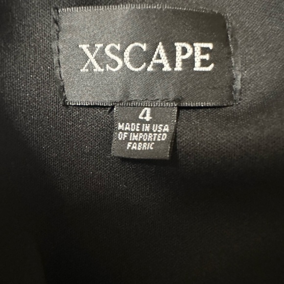 Xscape Long Off-The-Shoulder Scuba Black Crepe U-Front NWT - Picture 7 of 9